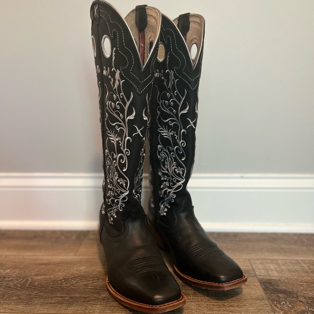 Justin Cowboy Boots